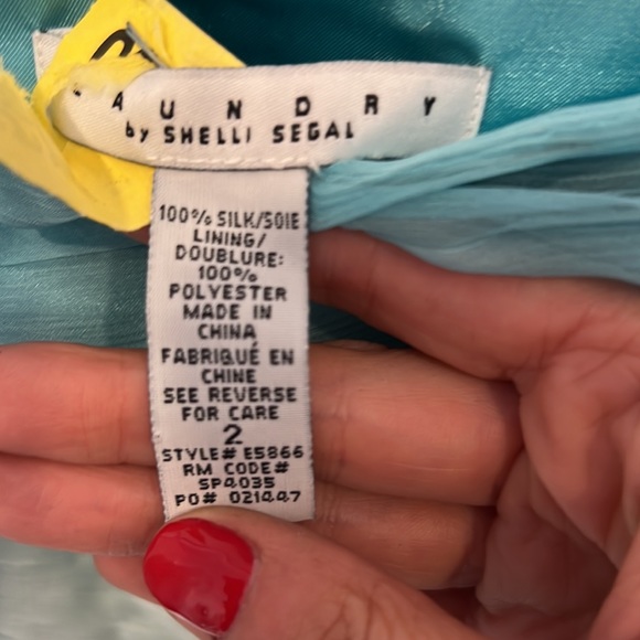 Laundry by Shelli Segal Cocktail dress 100% silk chiffon. WORN ONCE - Picture 2 of 5